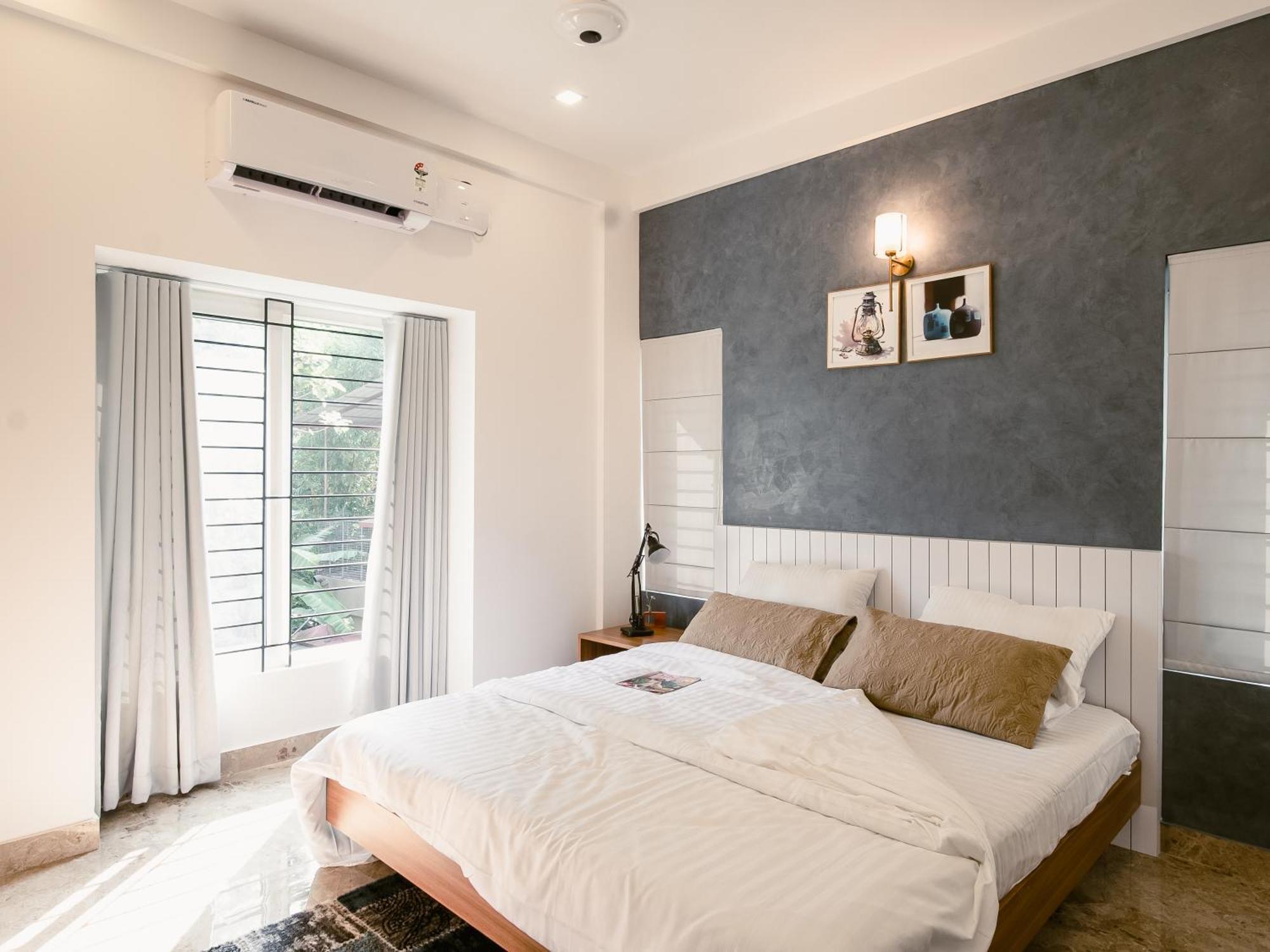 Avalon Homes Perintalmanna Exteriér fotografie